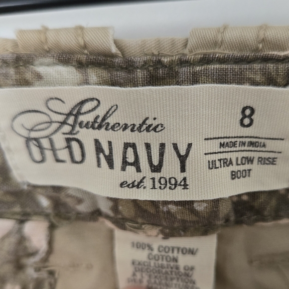 Old Navy Womens Khaki Chinos Size 8 - Picture 5 of 5